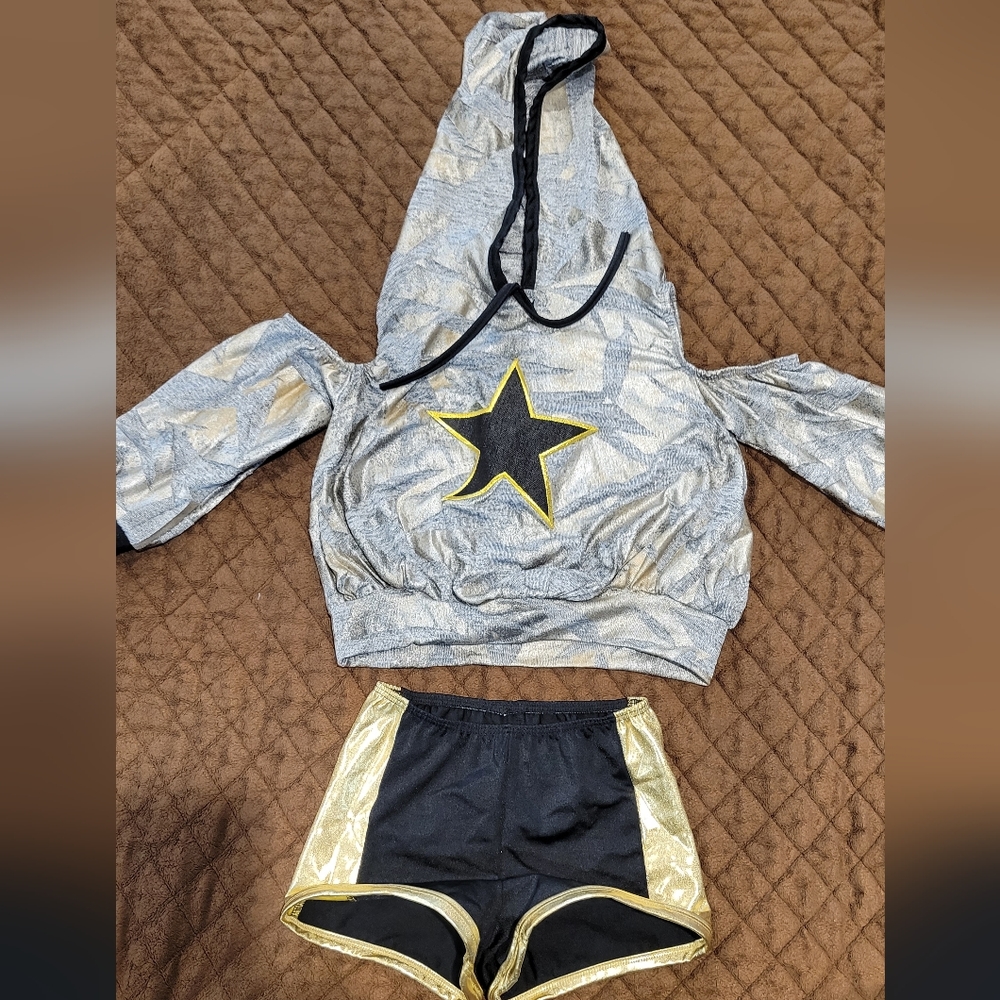 Girls hip-hop dance costume